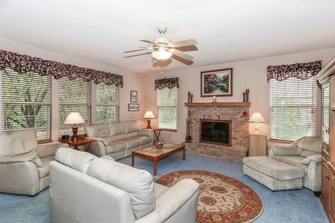 398 Fairway Dr, Bartlett, IL 60103 photo 18