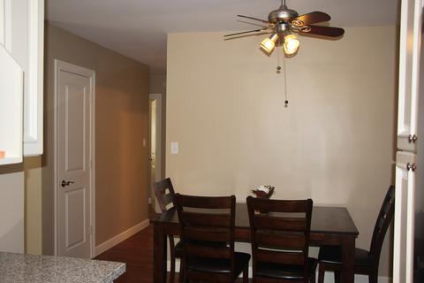1326 Calhoun St, Peru, IL 61354 photo 5