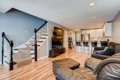 486 Nicole Dr #B, Bartlett, IL 60103 photo 4