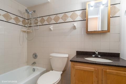 173 Gregory St #15, Aurora, IL 60504 photo 7