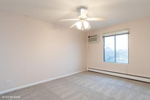 173 Gregory St #15, Aurora, IL 60504 photo 5