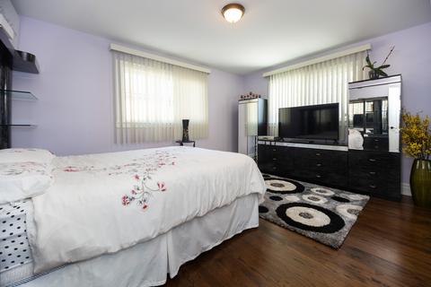 1153 Willson Dr, Des Plaines, IL 60016 photo 5