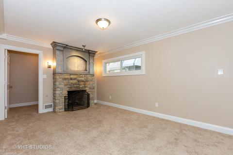 906 E 8th St, Lockport, IL 60441 photo 7