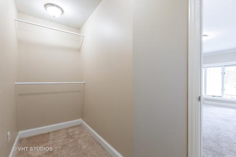 906 E 8th St, Lockport, IL 60441 photo 9