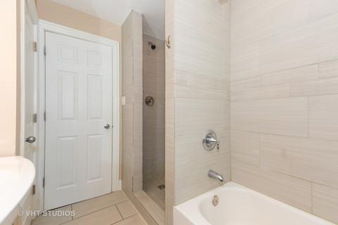 906 E 8th St, Lockport, IL 60441 photo 14