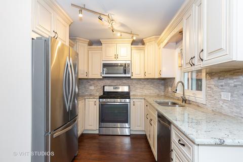906 E 8th St, Lockport, IL 60441 photo 5