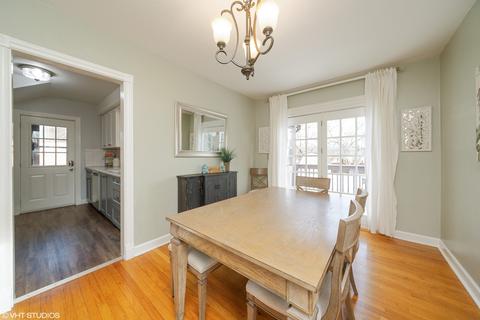 823 S Wheaton Ave, Wheaton, IL 60189 photo 6