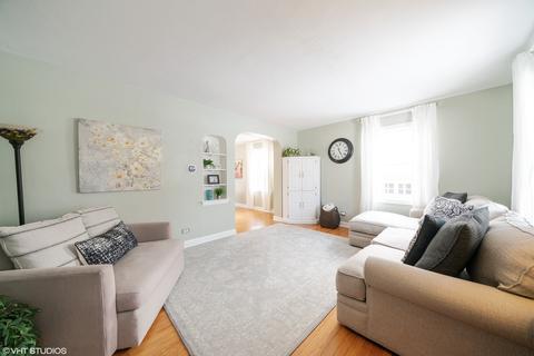 823 S Wheaton Ave, Wheaton, IL 60189 photo 3