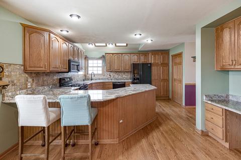 17919 Springbrook Cir, Union, IL 60180 photo 8