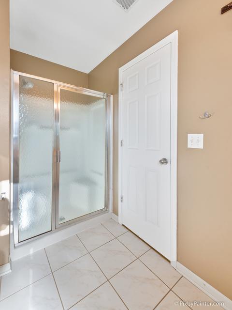 305 Buckingham Cir #D, Elgin, IL 60120 photo 8