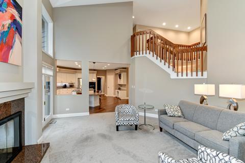 6205 Squire Ln, Willowbrook, IL 60527 photo 12