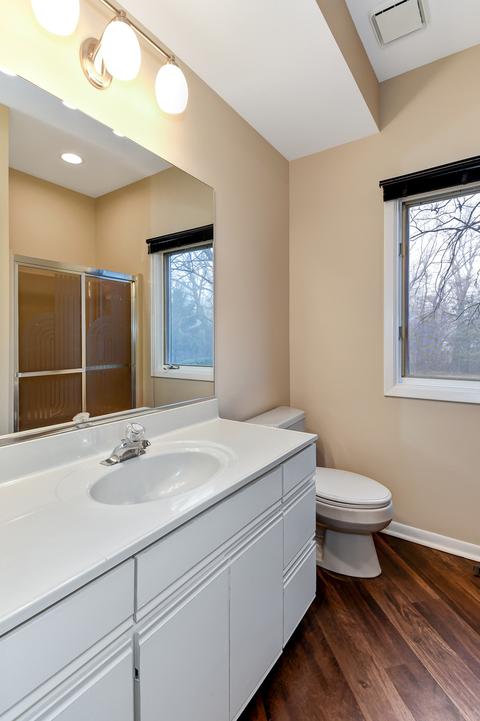 6205 Squire Ln, Willowbrook, IL 60527 photo 14