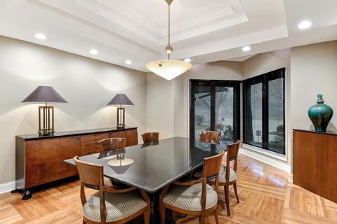 6205 Squire Ln, Willowbrook, IL 60527 photo 7