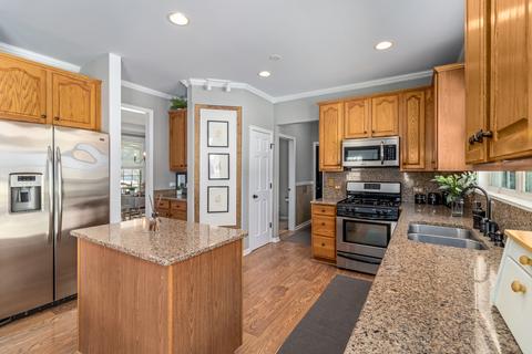 1372 Angle Tarn, West Dundee, IL 60118 photo 13