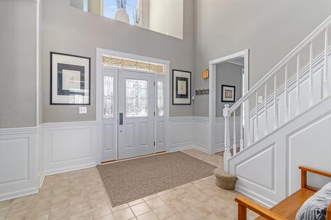 1372 Angle Tarn, West Dundee, IL 60118 photo 4