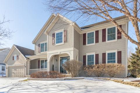1372 Angle Tarn, West Dundee, IL 60118 photo 2