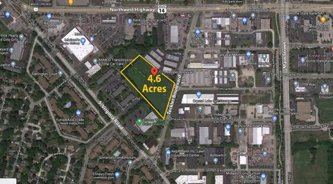 7225 Teckler Blvd, Crystal Lake, IL 60014