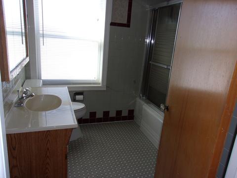 2251 S 14th Ave, Broadview, IL 60155 photo 12