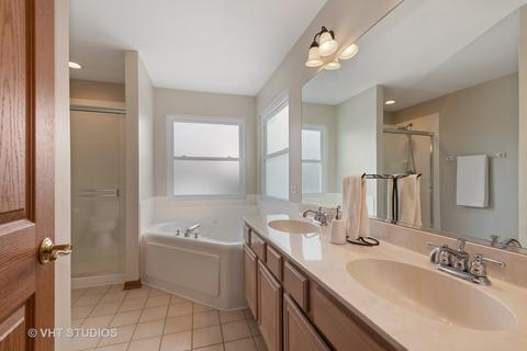 1685 Pinnacle Ct, Aurora, IL 60502 photo 10