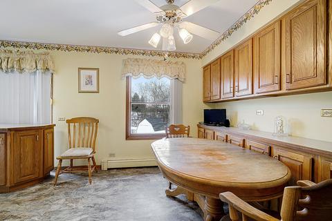 12839 E Playfield Dr, Crestwood, IL 60418 photo 4