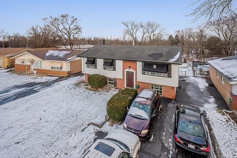 12839 E Playfield Dr, Crestwood, IL 60418 photo 2