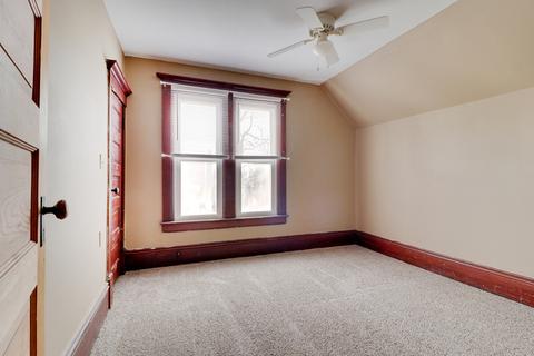 910 S Madison St, Bloomington, IL 61701 photo 20