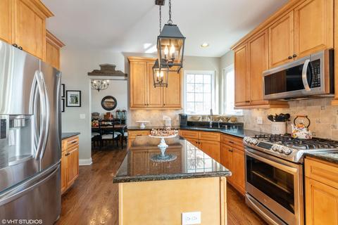 1437 Spring Leaf, West Dundee, IL 60118 photo 6