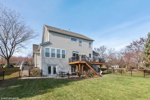 1437 Spring Leaf, West Dundee, IL 60118 photo 2