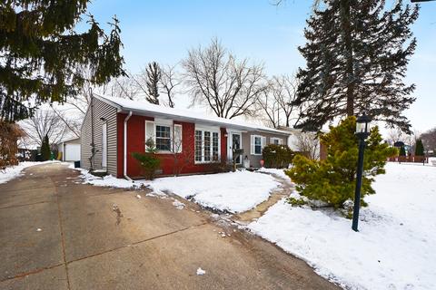 31 Saint Armand Ln, Wheeling, IL 60090 photo 3