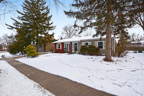 31 Saint Armand Ln, Wheeling, IL 60090 photo 2