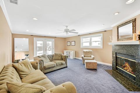 31 Saint Armand Ln, Wheeling, IL 60090 photo 13