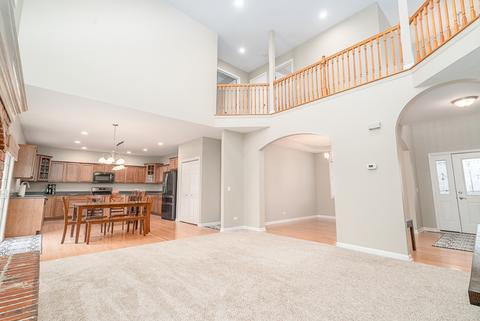 308 Arrowhead Dr, Minooka, IL 60447 photo 9