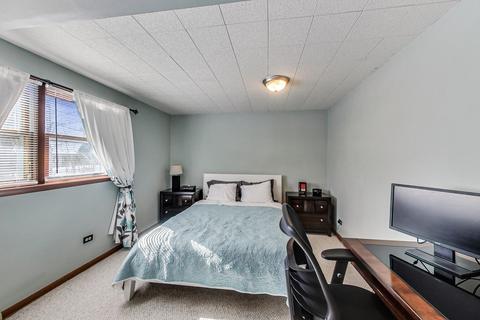 2503 School Dr, Rolling Meadows, IL 60008 photo 13