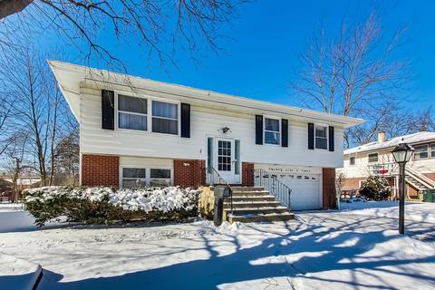 2503 School Dr, Rolling Meadows, IL 60008 photo 1