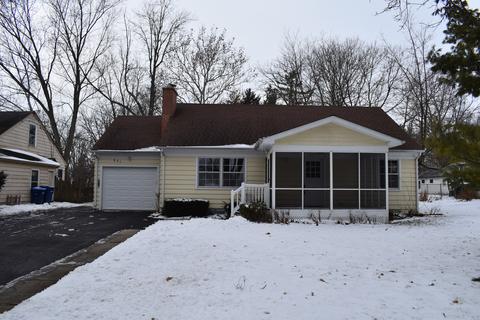 651 Normal Rd, Dekalb, IL 60115 photo 2