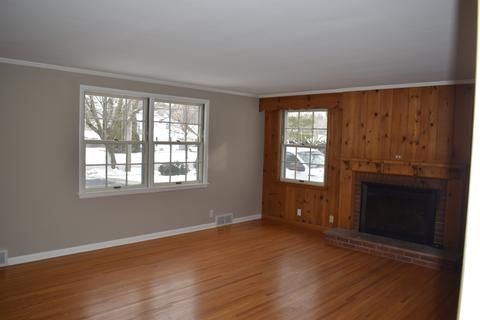 651 Normal Rd, Dekalb, IL 60115 photo 10