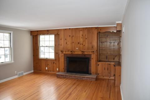 651 Normal Rd, Dekalb, IL 60115 photo 12