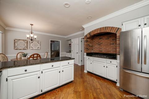 716 Grange Ct, Wheaton, IL 60189 photo 8