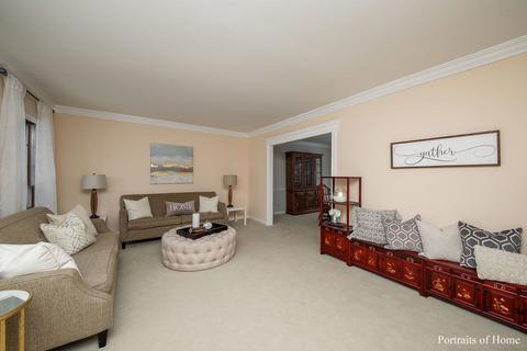 716 Grange Ct, Wheaton, IL 60189 photo 2