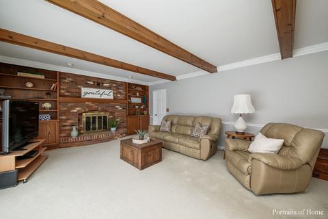 716 Grange Ct, Wheaton, IL 60189 photo 12