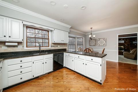 716 Grange Ct, Wheaton, IL 60189 photo 9