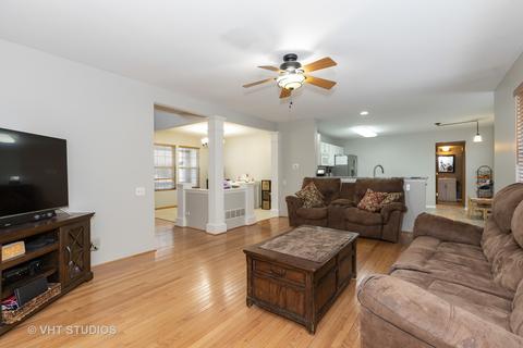 1765 Delta Dr, Aurora, IL 60503 photo 6