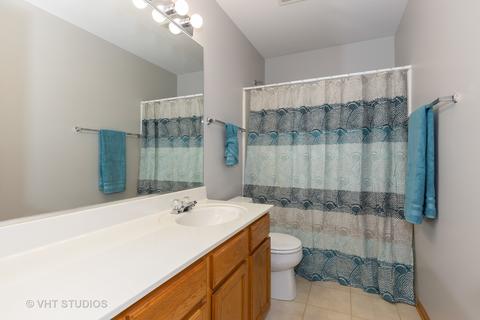 1765 Delta Dr, Aurora, IL 60503 photo 16