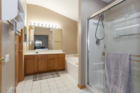 1765 Delta Dr, Aurora, IL 60503 photo 13
