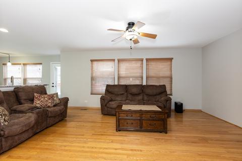 1765 Delta Dr, Aurora, IL 60503 photo 8
