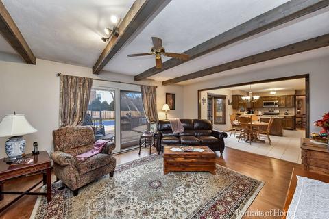 1969 Dorset Dr, Wheaton, IL 60189 photo 12