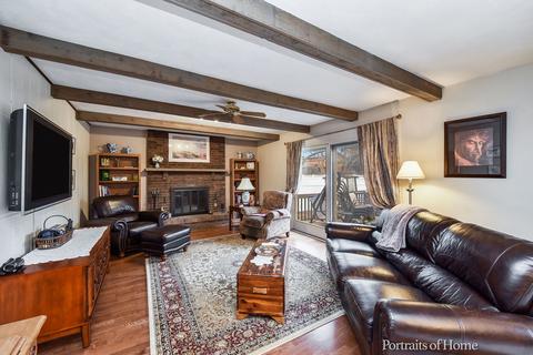 1969 Dorset Dr, Wheaton, IL 60189 photo 11