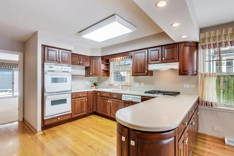 369 Dundee Rd, Glencoe, IL 60022 photo 9