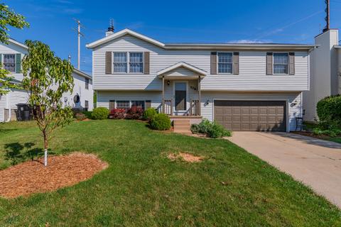 306 Carriage Hills Rd, Normal, IL 61761 photo 1