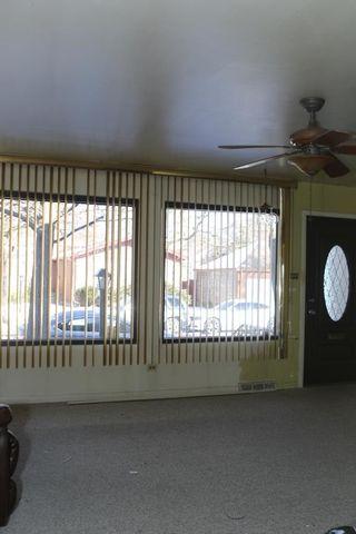 1743 E 74th St, Chicago, IL 60649 photo 2